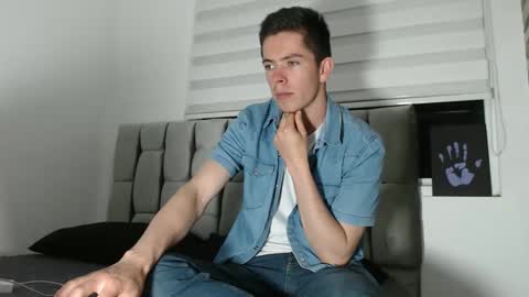 Elian online show from January 2, 1:17 am