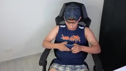 Snapshot of elias_steel1 chatting on March 2, 10:56 pm elias online show from March 2, 10:56 pm