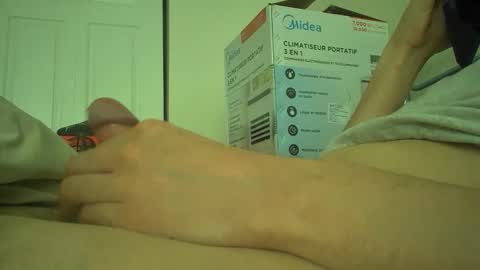 eliexavier123456789 online show from December 26, 8:00 pm