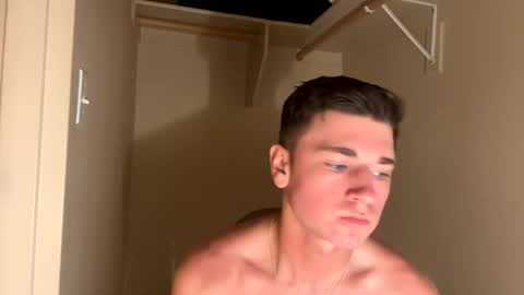 elijahkinky24 online show from May 31, 1:50 am