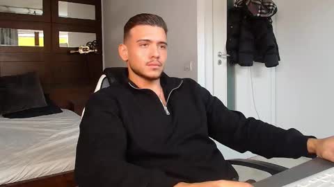 ElijahThorne online show from January 15, 8:07 am