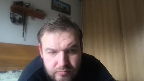 e26 online show from March 3, 12:21 pm