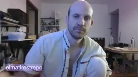 Snapshot of elmatirestrepo chatting on October 2, 2:04 am Mati Restrepo online show from October 2, 2:04 am