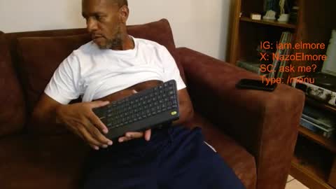 Snapshot of elmorenazogt chatting on October 19, 4:28 am My name is Elmore. Please say hello I like to chat with you. If you have requests or dirty talk please use tip online show from October 19, 4:28 am