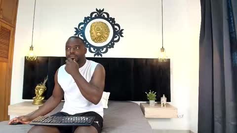 Jean Carlos online show from February 2, 11:40 am