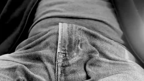 Elvis online show from March 14, 6:26 pm