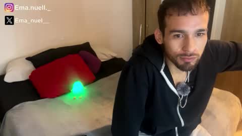 emanuell___ online show from April 18, 11:48 pm