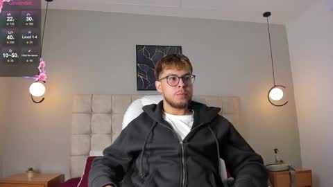 Emi  online show from March 9, 12:54 pm