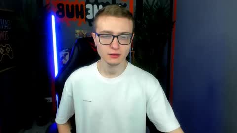 Emmit online show from May 25, 12:22 pm