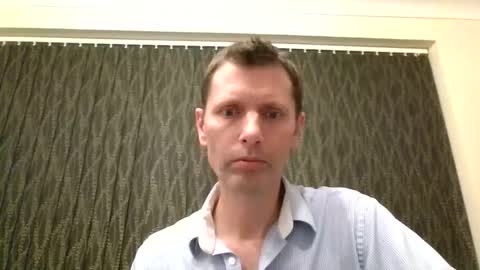 EnglishGuy183 online show from March 9, 6:35 pm