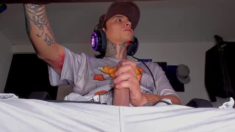 enjoymycock99 online show from December 11, 2:54 am