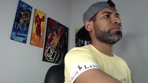 Snapshot of enriblack92 chatting on January 24, 10:53 am enriblack92 online show from January 24, 10:53 am