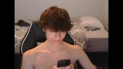 eprahsdahc online show from April 3, 11:56 pm