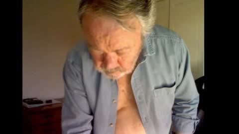 erasmus_d online show from March 18, 6:22 pm