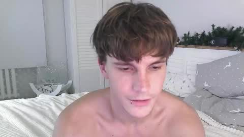 Eric Crush online show from December 22, 7:05 am