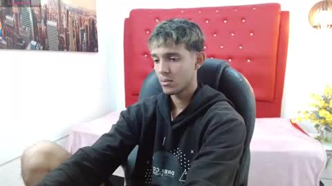 eric_oslo online show from January 12, 6:34 pm