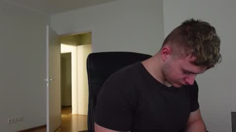    online show from October 21, 6:38 am