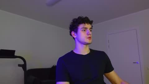    online show from November 5, 2:19 pm