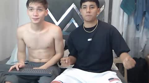 Snapshot of erick_de_rossee chatting on January 6, 10:58 pm erick_de_rossee online show from January 6, 10:58 pm