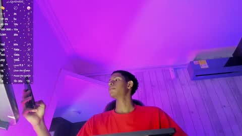 Snapshot of erick_wal chatting on October 14, 12:50 am online show from October 14, 12:50 am