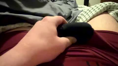 erik84915 online show from May 13, 6:38 pm