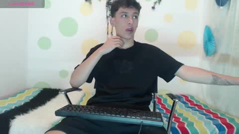 Jhon online show from December 23, 5:43 pm