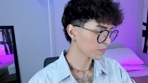   online show from November 6, 12:41 pm