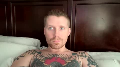 eriwat713 online show from March 1, 4:33 pm