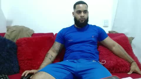 Snapshot of eroticoblack chatting on October 4, 3:33 am Eroticoblack online show from October 4, 3:33 am