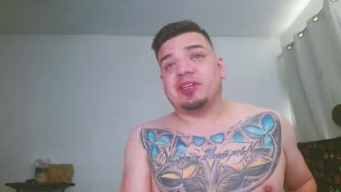 escodamus12 online show from January 4, 5:47 pm