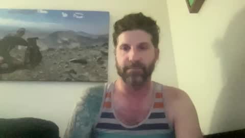 Snapshot of esinking24 chatting on October 19, 2:05 am esinking24 online show from October 19, 2:05 am