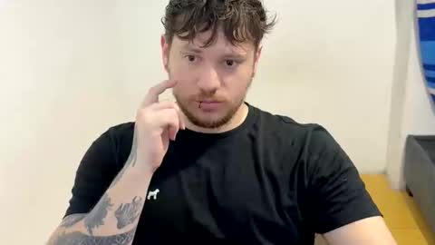 eskol212 online show from April 16, 9:39 pm