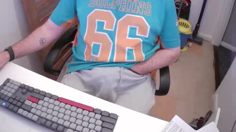 Morph online show from November 17, 9:29 pm