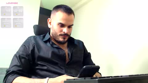 Esteban Fernandez online show from November 21, 10:20 pm