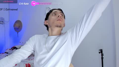 estivenvel online show from February 24, 3:31 pm