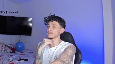 estivenvel online show from September 23, 5:45 pm