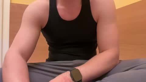 Tom online show from November 6, 11:19 pm