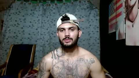 Snapshot of etha_bossx chatting on October 6, 9:52 pm ethanjobs online show from October 6, 9:52 pm