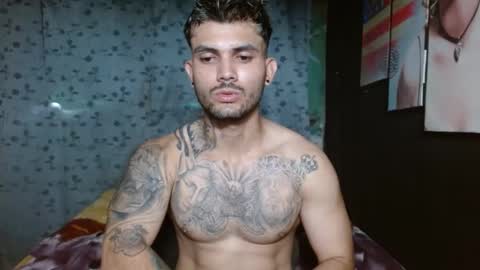 Snapshot of etha_bossx chatting on December 11, 2:06 pm ethanjobs online show from December 11, 2:06 pm