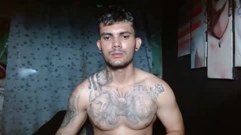 Snapshot of etha_bossx chatting on January 8, 2:46 pm ethanjobs online show from January 8, 2:46 pm
