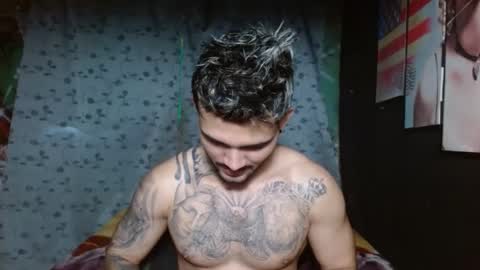 Snapshot of etha_bossx chatting on December 14, 3:36 pm ethanjobs online show from December 14, 3:36 pm