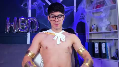 Etham online show from October 31, 3:15 pm