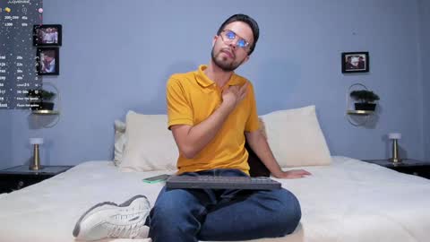 Snapshot of ethan_adam chatting on January 7, 9:57 pm ADAM TAYLOR ETHAN CAMBAL INDEPENDENT MODELS online show from January 7, 9:57 pm
