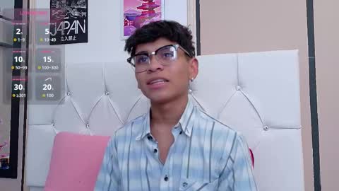 Ethan online show from November 10, 8:58 pm