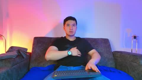 ethanconnor_ online show from February 27, 11:33 am