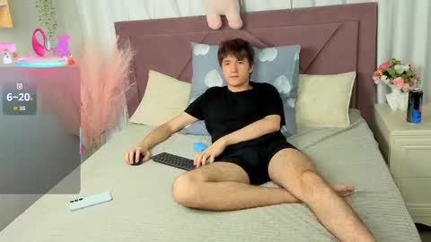 Snapshot of ethansinful chatting on October 5, 9:19 pm Ethan online show from October 5, 9:19 pm