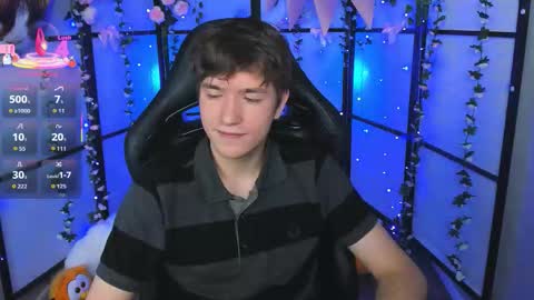 Snapshot of ethansinful chatting on September 23, 6:13 am Ethan online show from September 23, 6:13 am
