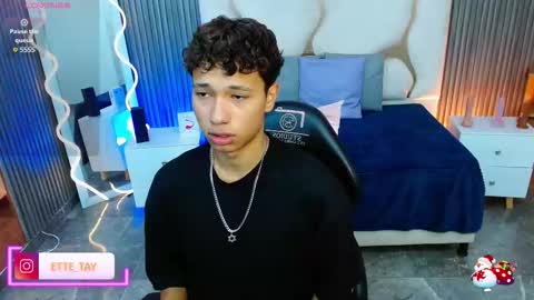 ette online show from November 24, 4:35 am