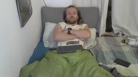 Han online show from February 15, 9:56 pm