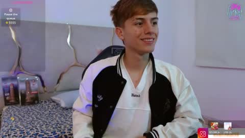 evan_tay online show from April 5, 2:30 am